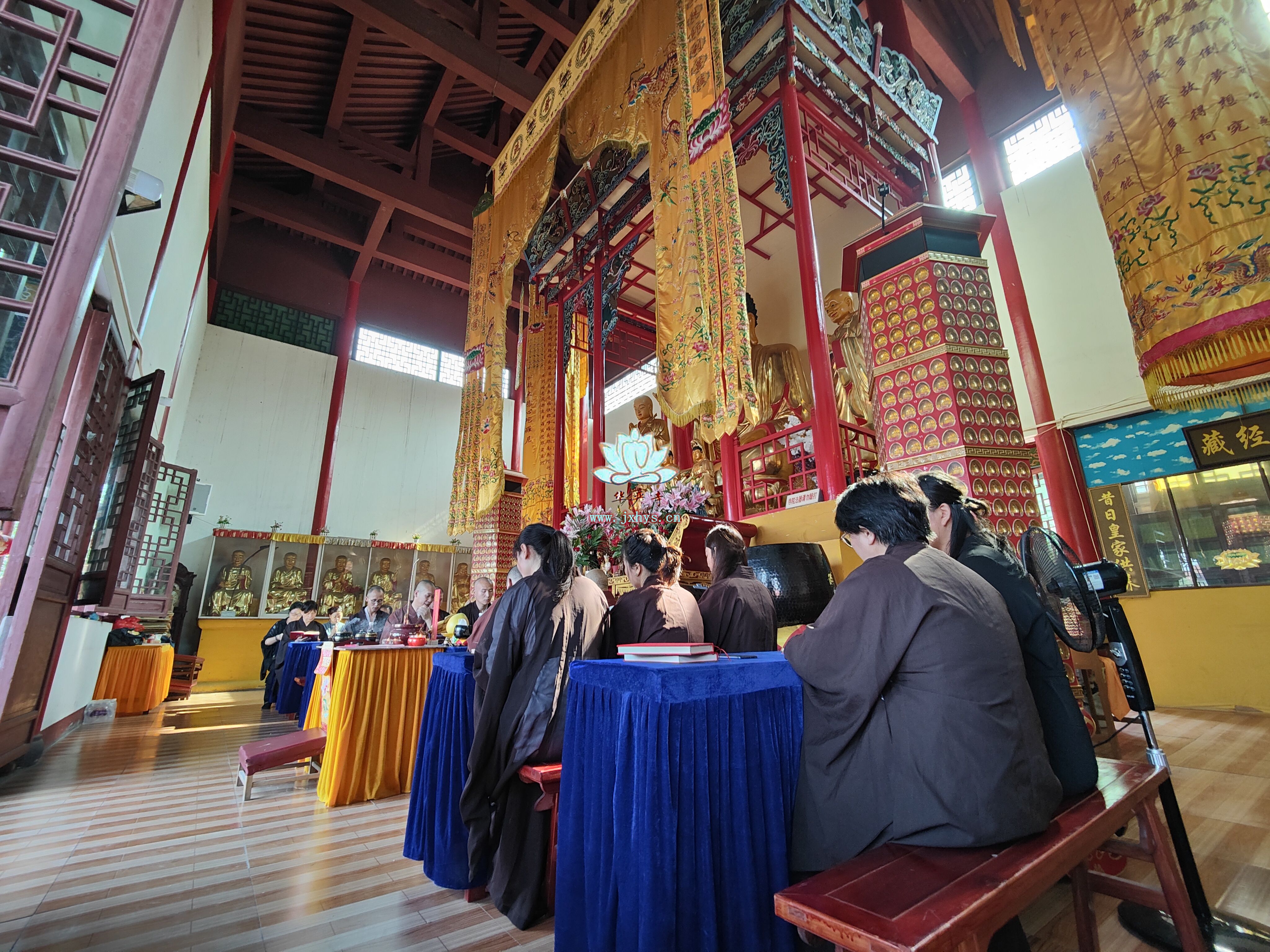 快盈500七月三十日地藏王菩萨圣诞法会圆满
